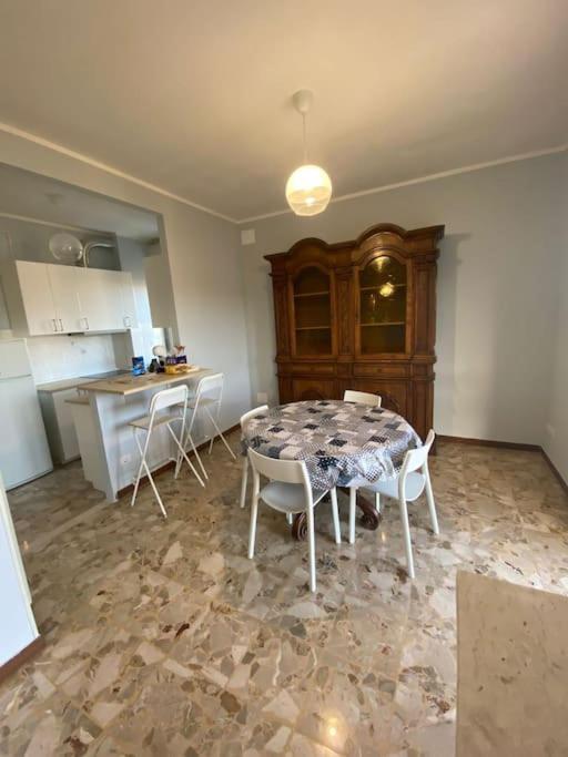 Apartamento Bella Vista Canelli Exterior foto